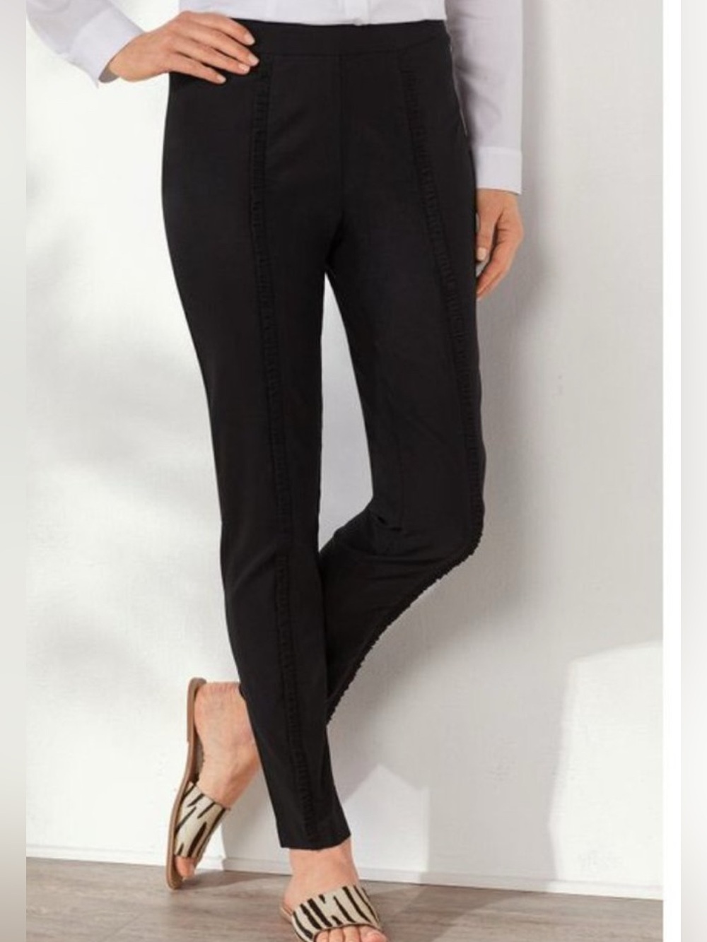 Black Women's Slim Pull-On Pants